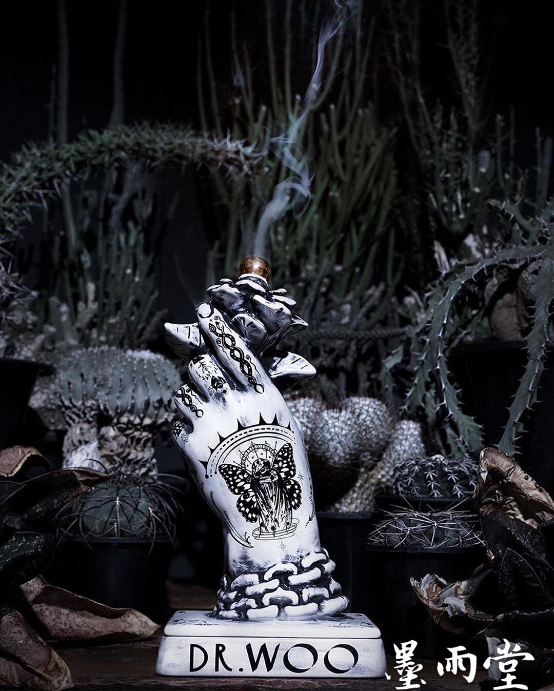 Spot NEIGHBORHOOD BOOZE DW DR WOO tattoo artist joint skeleton rose incense burner 20SS