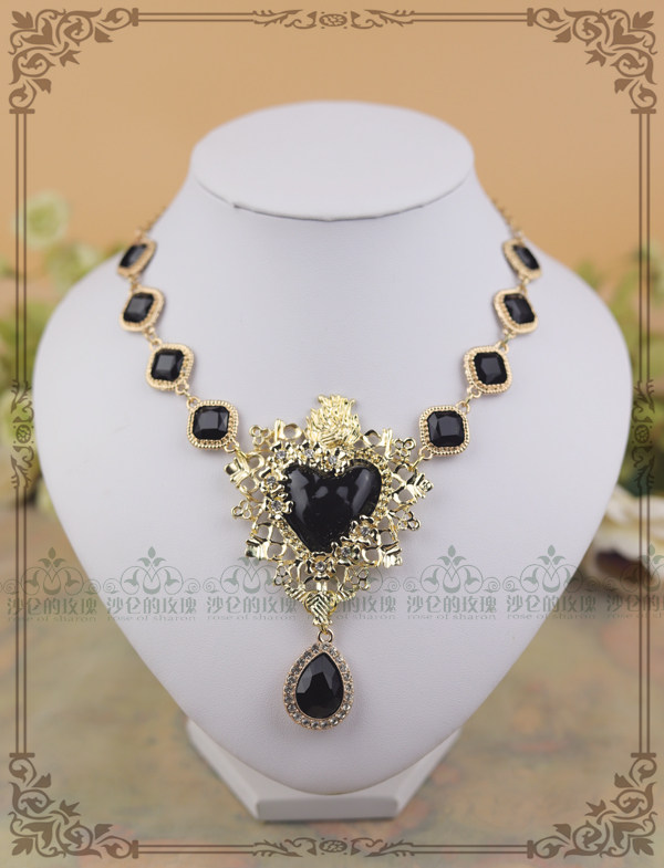 Original * Wing Night Poetry Title III * Gothic Lolita Baroque pearl short necklace retro elegance