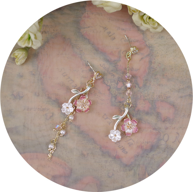 * CHERISH FLOWERS RED * FLOWERS SUBJECT ASYMMETRICAL EAR NEEDLE LONG EARRINGS POLITA ACCESSORIES HANYANG ECLECTIC