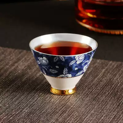 Silver cup 999 sterling silver teacup Master cup Jingdezhen blue and white Kung Fu tea set handmade gilt silver tea cup single cup