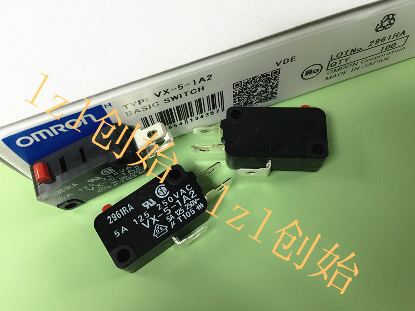 Japan imported OMRON OMRON VX-5-1A2 light micro switch new original