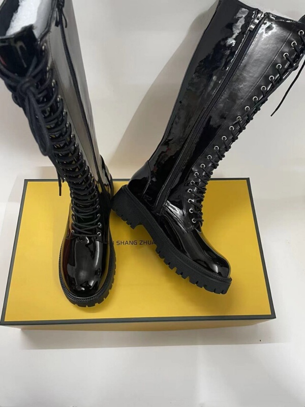 Patent Leather Round-Toe High Boots Slimming Knight Boots Women's Thick Heel High Heel Large Size 414243 Autumn and Winter Fleece-Lined Long Boots Patent Leather Round-Toe High Boots Slimming Knight Boots Women's Thick Heel High Heel Large Size 414243 Autumn and Winter Fleece-Lined Long Boots
