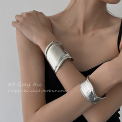 Niche design wide edge opening irregular bracelet female ins cool style internet celebrity bracelet temperament high-end armband