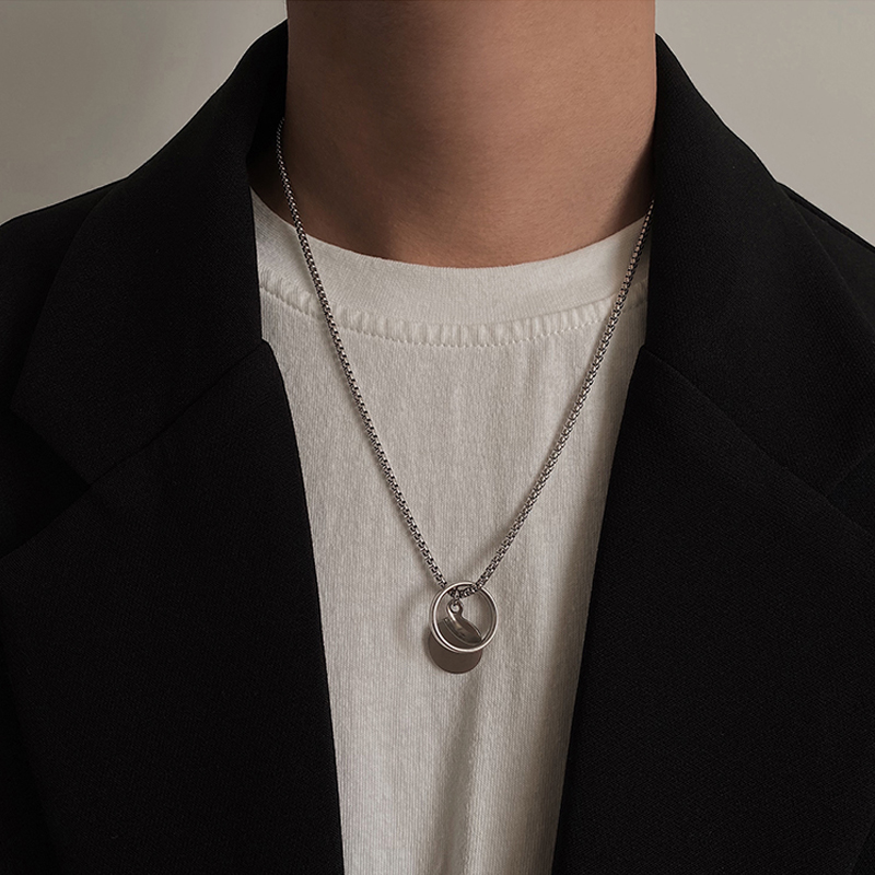 Wang Yibo with the same matching clothes sweater chain titanium steel necklace male tide ins hip-hop sweater chain decorative accessories Female