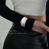 Серебряный глянцевый изогнутый брендовый женский браслет, модное ювелирное украшение, изысканный стиль