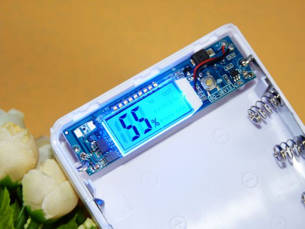 Màn hình kỹ thuật số tự chế hàn miễn phí sạc bộ kho báu điện thoại di động hộp vỏ lồng nhau mô đun sạc nhanh phổ quát - Ngân hàng điện thoại di động sạc dự phòng phát wifi
