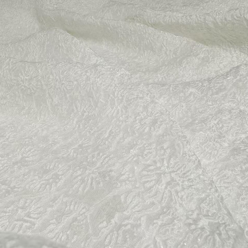 [Price 1.5m] Silk Embossed Bubble Silver Silk Guanle Crepe Ambilight Mulberry Silk Fabric