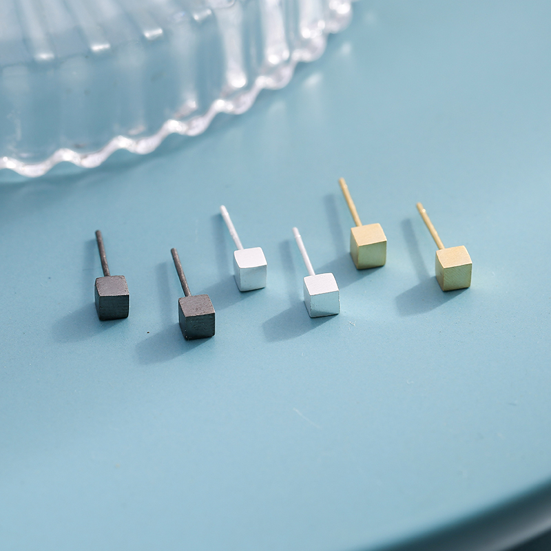 s925 pure silver wire drawing solid block ear needle female lukewarm wind Jane about sleeping without picking up the earhole personality earthen