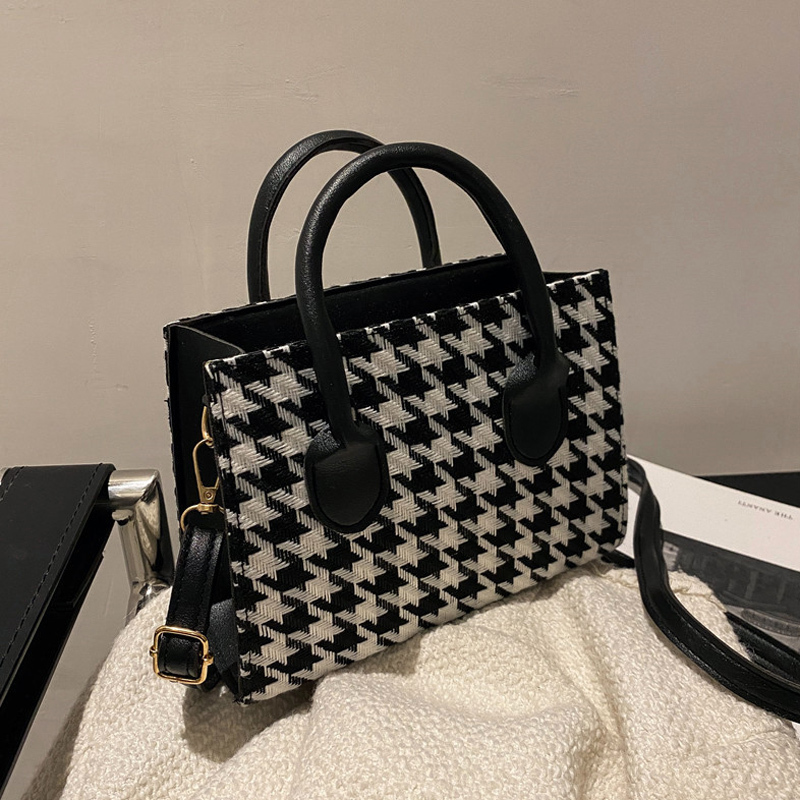 Trendy Niche Design Small Bag for Women 2021 Winter New Style Versatile Houndstooth Single Shoulder Crossbody Handbag Small Square Bag