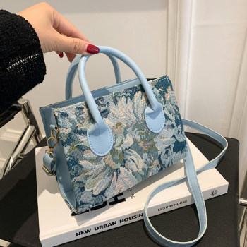 Niche design bags 2021 new trendy fashion women's summer all-match one-shoulder underarm bag hand-held oil painting tote bag