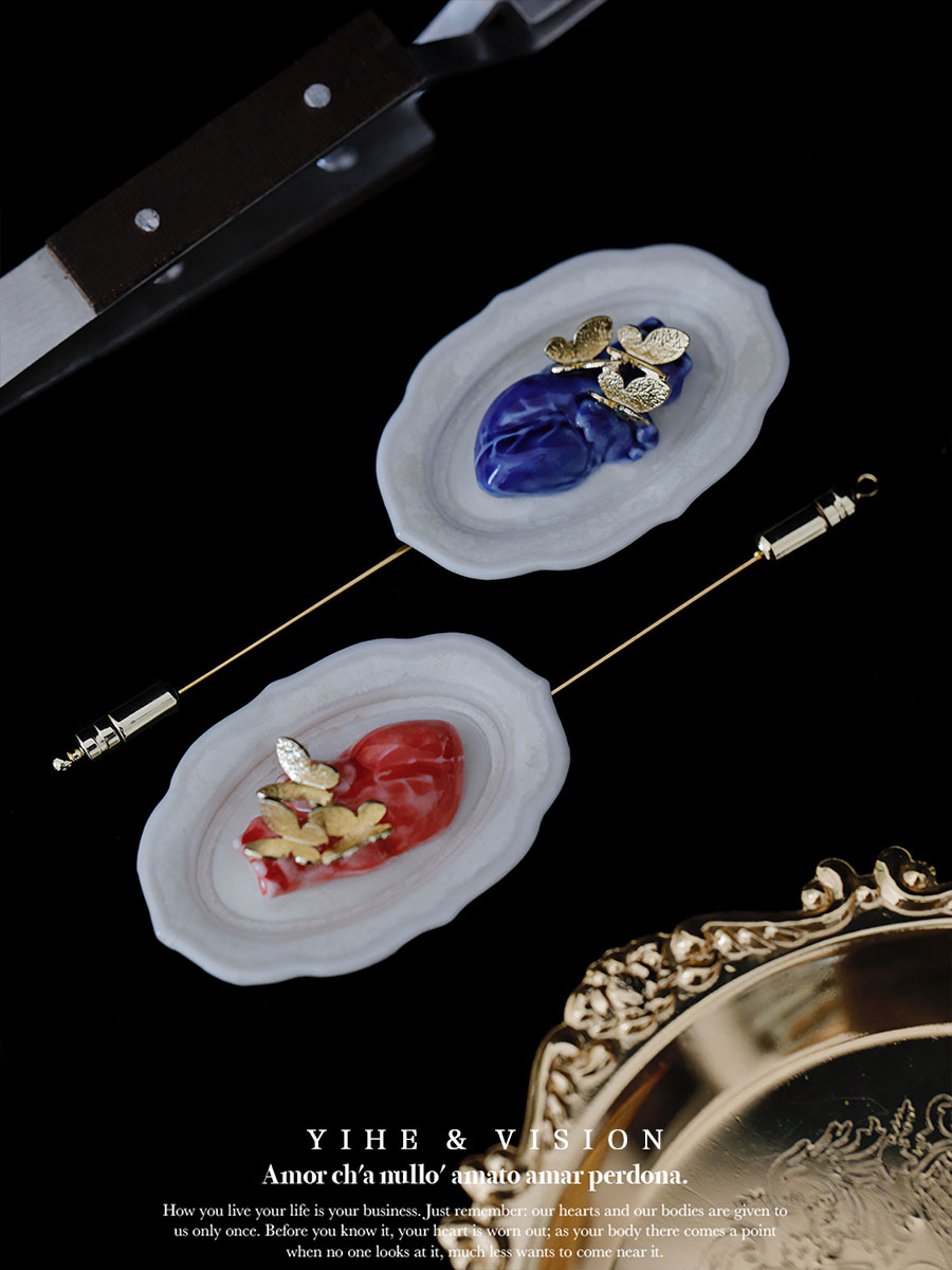 YIHE Original Design Devil's Dinner New Niche Personalized Heart Ceramic Brooch for Men and Women Couples