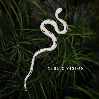 Yihe Original [Spotted Golden Snake] Niche Artistic Unique Ceramic Snake Zodiac Year Coat Brooch for Men and Women