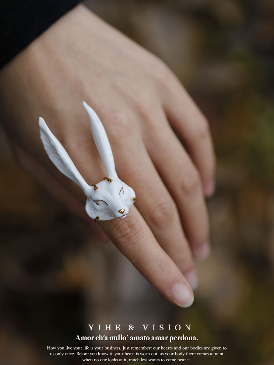 YIHE original design Meihu unique niche platinum handmade ceramic fox men's and women's rings