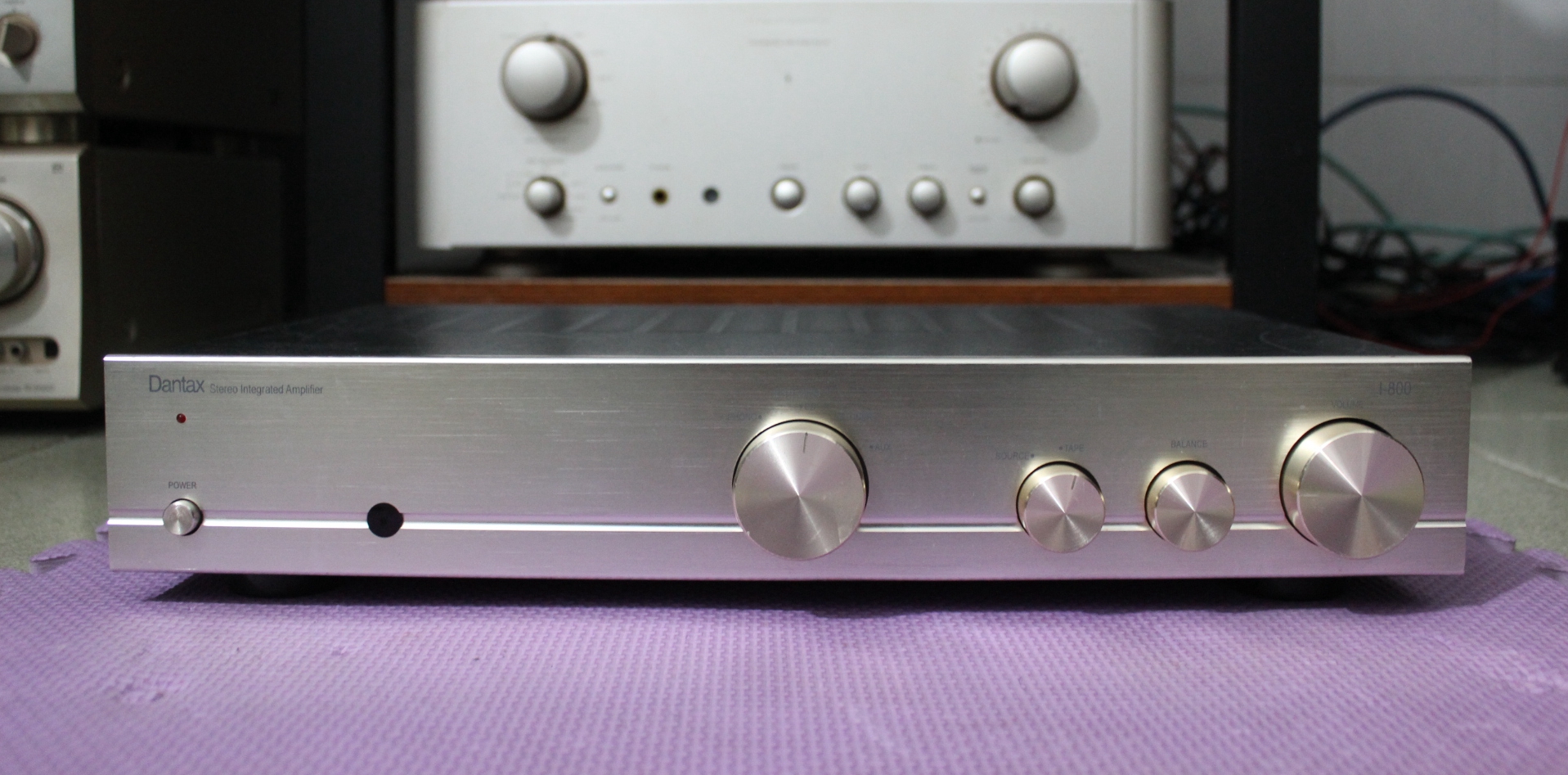 Champagne Gold Dantax Dant Sound i-800 combined amplifier 8 tubes British Swordfish cow