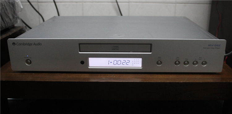 Cambridge AZUR 640C V2 0 Fever CD player with fiber coaxial belt original remote control