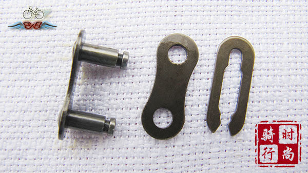 Chaîne de vélo - Ref 2366993 Image 9