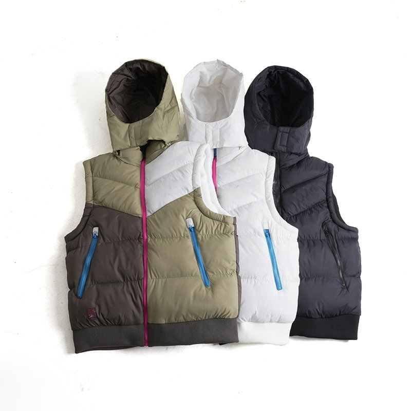 Winter Sports Enthusiast Hooded Cotton Vest for Men and Women, Double-Wear, Thickened, Warm, Couple's Sleeveless Zipper Vest Jacket Winter Sports Enthusiast Hooded Cotton Vest for Men and Women, Double-Wear, Thickened, Warm, Couple's Sleeveless Zipper Vest Jacket