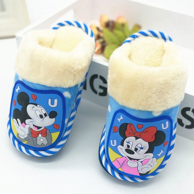 Pantoufles enfants en suède pour hiver - Ref 1035526 Image 8