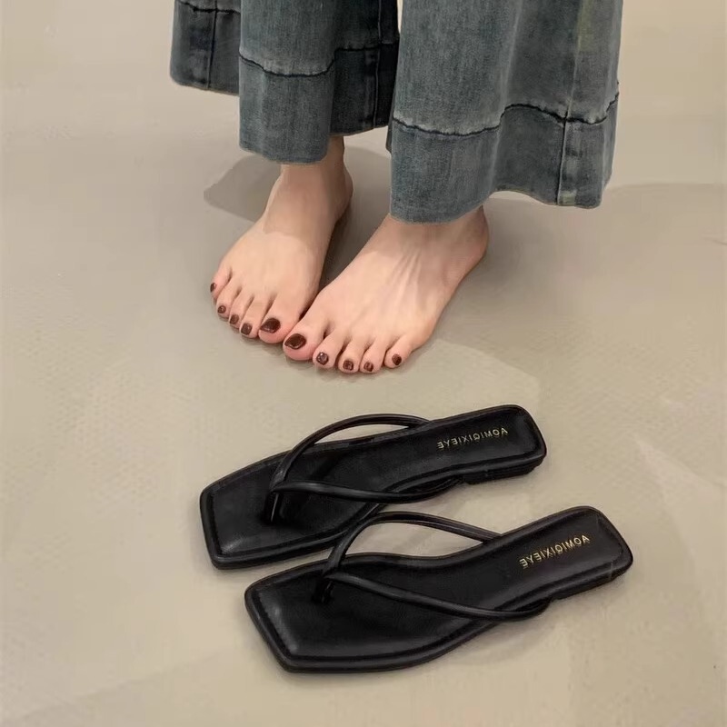 Genuine Leather 2025 Summer New Fashion Outdoor Beach Vacation Simple Flip-Flops Square Toe Women's Sandals