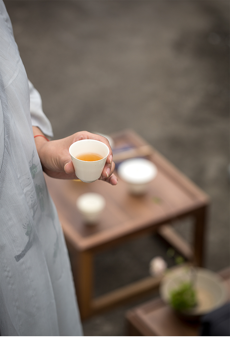 Cream - colored glaze tureen jingdezhen pure manual monochromatic tea cups large - sized ceramic kung fu tea set thin body suit