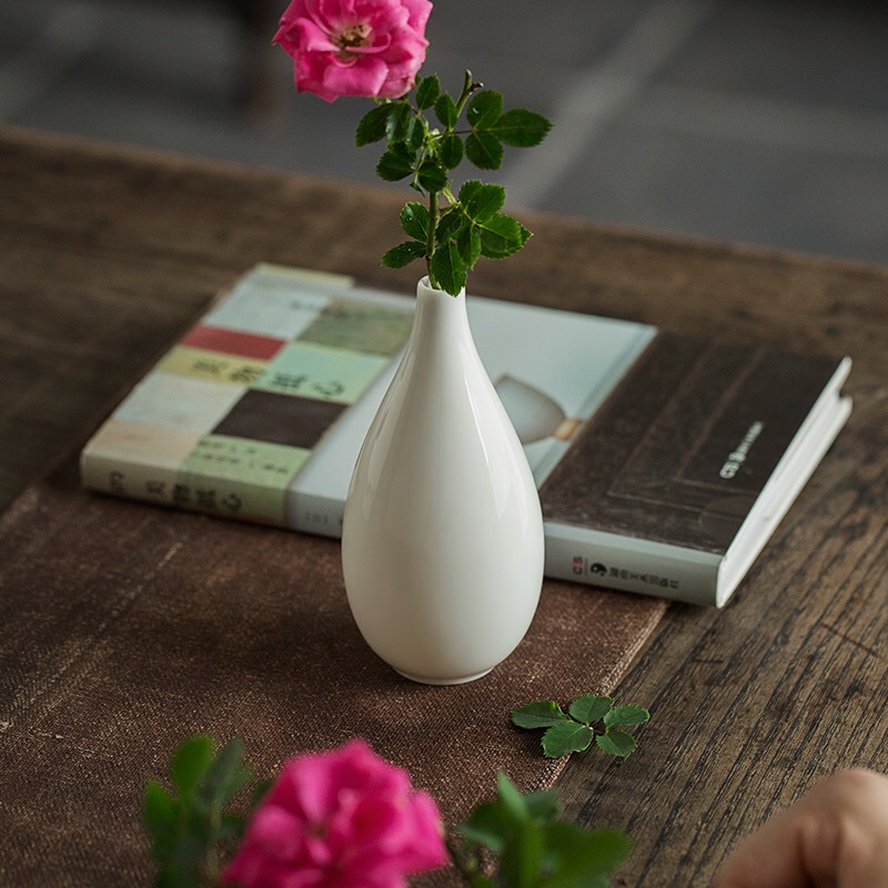 Dehua white porcelain floret bottle furnishing articles of Chinese style living room flower flower arranging ceramic kung fu tea accessories zero with the tea taking