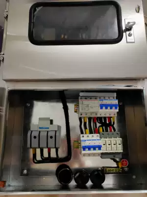 Photovoltaic grid-connected distribution box custom power distribution cabinet three-phase meter box 1-30KW