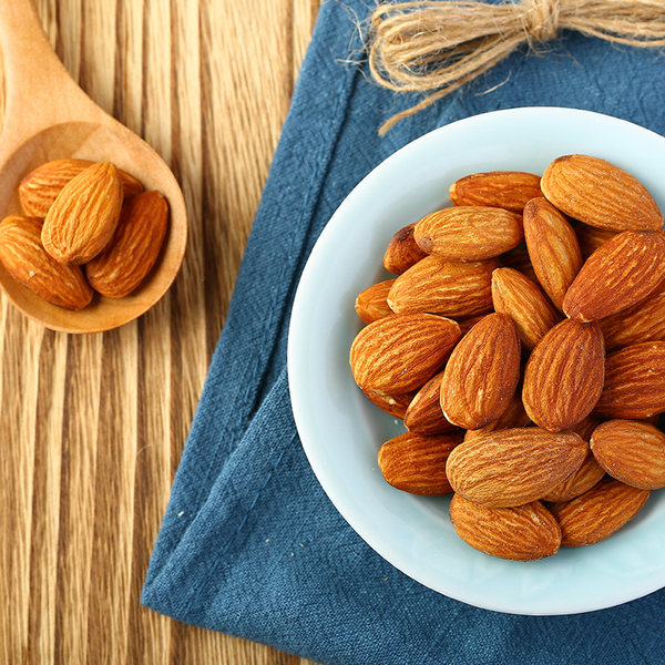 果园老农 巴旦木仁 100g*3袋 聚划算+优惠券折后￥29.9包邮（￥39.9-10）