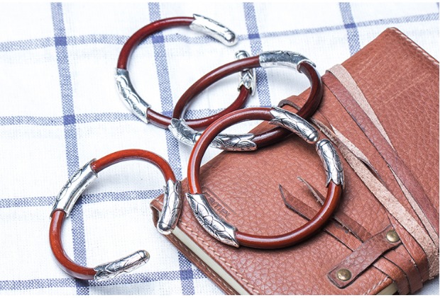 Su đến Tây Tạng Shannan Spatholobus Bracelet Nữ tự nhiên hoang dã Vòng tay gỗ ban đầu Cặp vợ chồng Vòng tay mây Sterling Phụ kiện bạc nam vòng tay phong thủy
