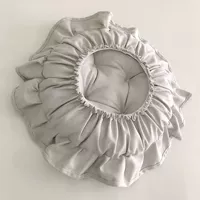 Светло -серая модель+кружевная пузырька