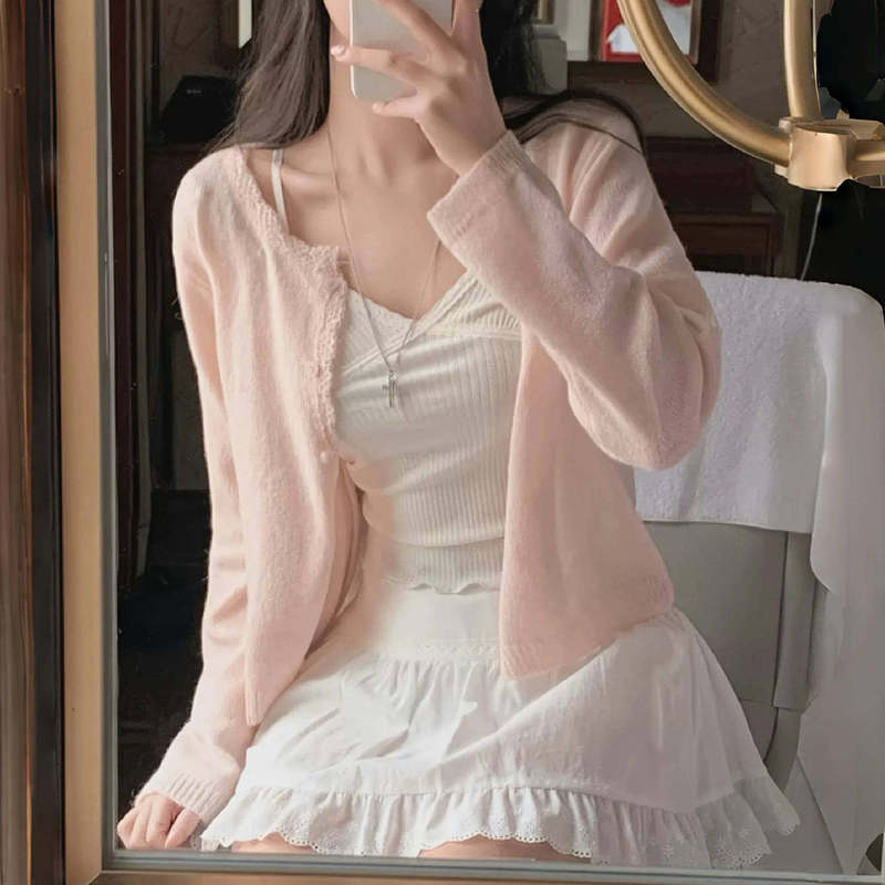 Beautiful and Stunning Pink Long-Sleeved Knitted Cardigan for Women, Unique and Beautiful Loose Sweater Jacket with Lace Trim for Spring and Autumn