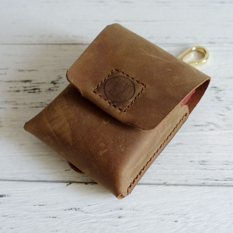 Crazy horse leather retro waist bag men's carry-on cigarette pack cigarette case hook belt can be hung pants head wear belt two standard