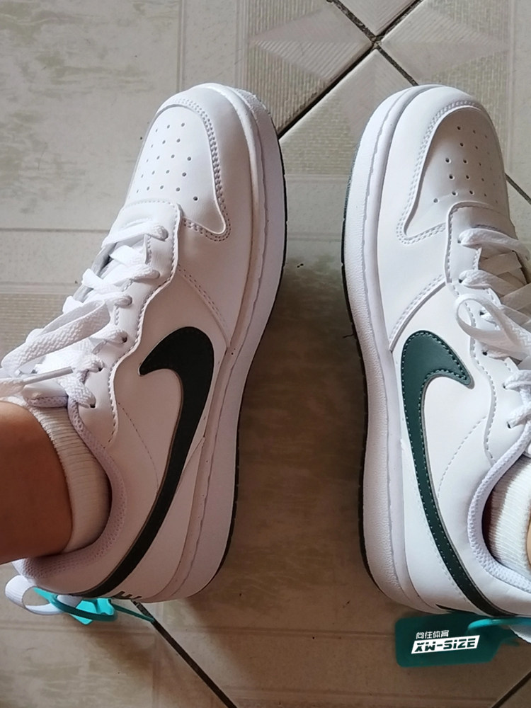 обувь на тонкой подошве ( для скейтборда ) 向往体育nike耐克court新款春夏女子小dunk小空军板鞋 hv1804-121