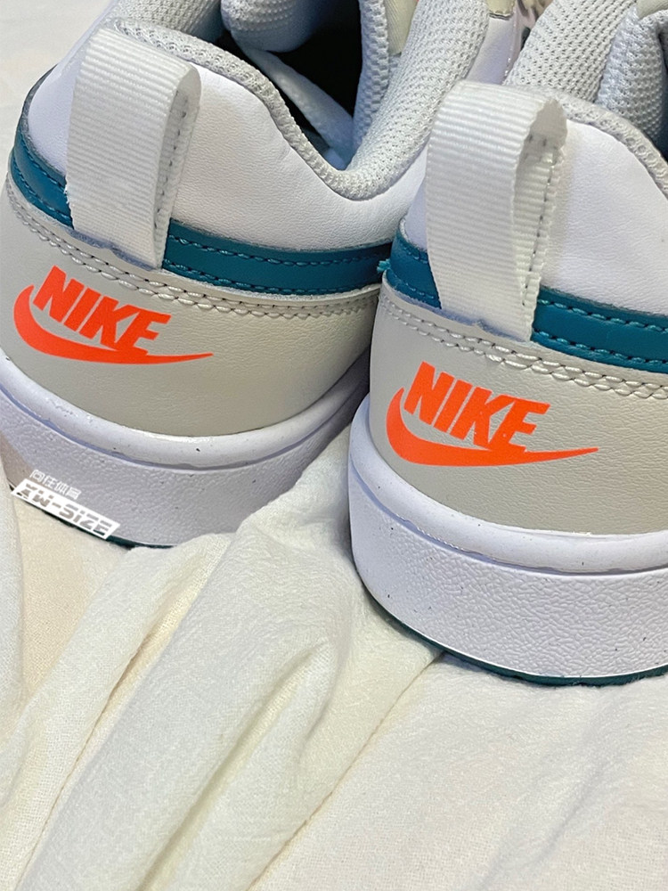обувь на тонкой подошве ( для скейтборда ) 向往体育nike耐克court新款春夏女子小dunk小空军板鞋 hv1804-121