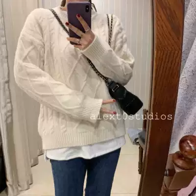 Spot Korean 7 two-color retro soft waxy round neck twist loose knit sweater suitable for inside