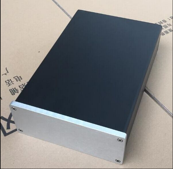 All-aluminum main chassis 1706 pre-amplifier amplifier