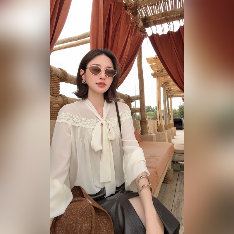 Qiu Yingying "Miss Luo Lan" Patchwork Floral Lace Pleated Ribbon-Decorated Long-Sleeve Fashion Shirt for Women Qiu Yingying "Miss Luo Lan" Patchwork Floral Lace Pleated Ribbon-Decorated Long-Sleeve Fashion Shirt for Women