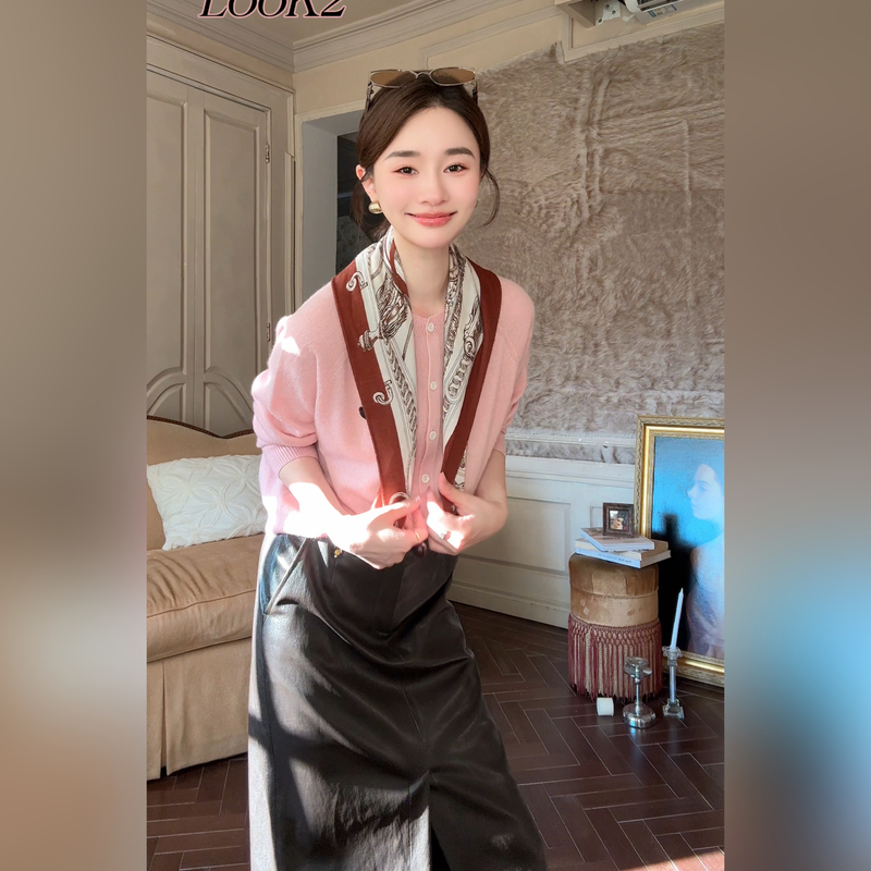 Qiu Yingying's Heart Embroidery Sheep Wool Cashmere Heart Embroidery Single-Breasted Round Neck Long-Sleeve Knit Cardigan Qiu Yingying's Heart Embroidery Sheep Wool Cashmere Heart Embroidery Single-Breasted Round Neck Long-Sleeve Knit Cardigan