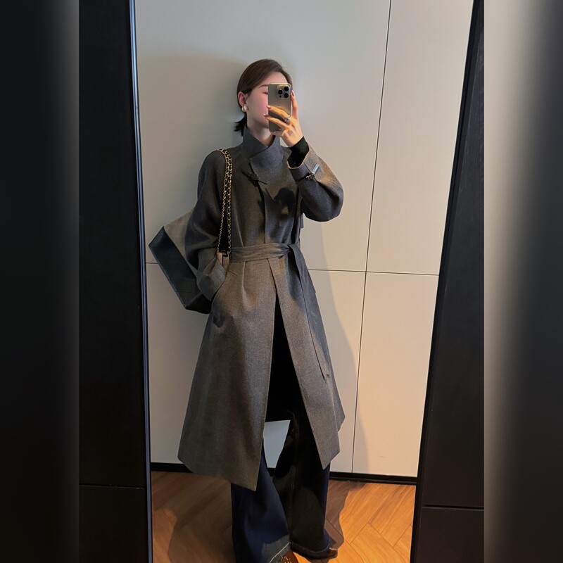 Qiu Yingying's Original Single-Piece, Textured Moment: Stand-Up Collar, Diagonal Placket, Leather Buckle, Long Trench Coat for Women, Autumn Season