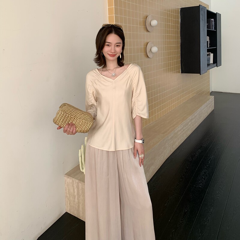 Qiu Yingying's Original Design - "100% Acetate" Stylish V-Neck Tie-Up Hollow-Out Pleated Breathable Satin Shirt