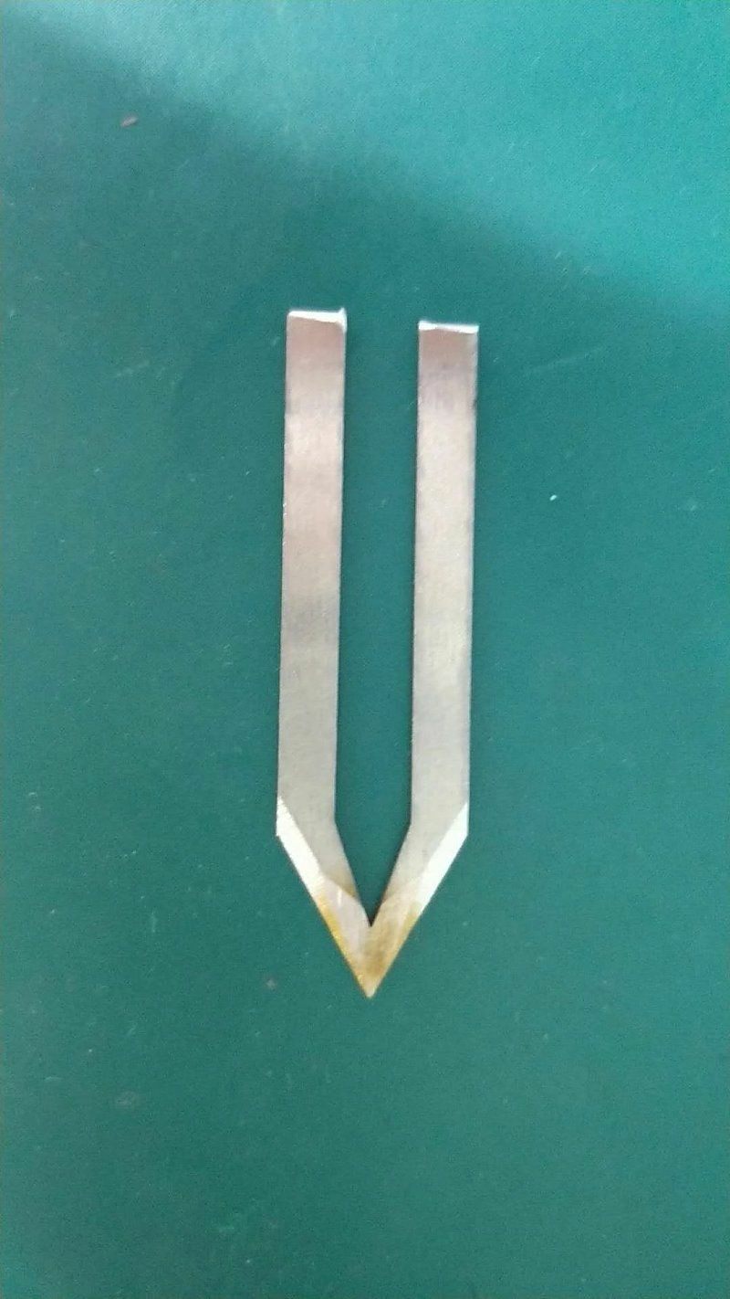 Mobile phone bracket machine blade flame knife Pingguo X bracket machine blade xs xR xsMax bracket blade