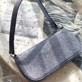 Под подмышками, подмышками с высоким уровнем высокого уровня чувствительности винтажный нишевый дизайн бренда Рэйчел плеч