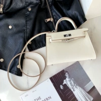 Серебряная пряжка для молочного коктейля 22 см.