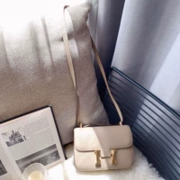 Маленький плащ, 19 см