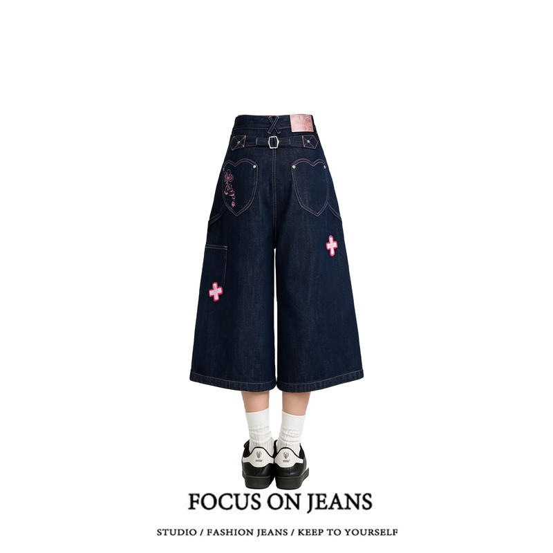 Vintage Pink Stitched Buttoned Denim Cropped Pants for Women, 2026 Summer New High-Waisted Wide-Leg Shorts
