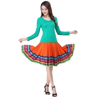 Зеленый, оранжевый, V-образный вырез