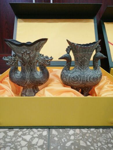 Dragon Phoenix Revered Antique Bronze Ware Pendulum Manufacturer Direct Sales Boutique Ancient Play Collection Upscale Double Dragon Bifeng Bronze Wine Glass