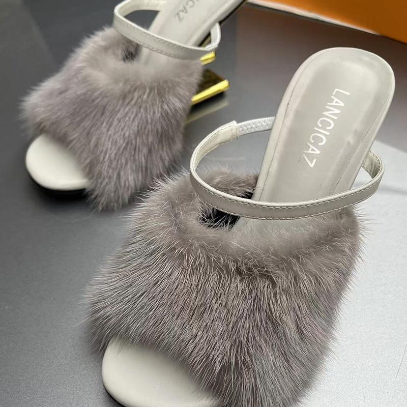 High-Quality New Mink Fur Sandals for Women, Peep-Toe, One-Strap, Irregular Heel Slippers, Women's Fur High Heels High-Quality New Mink Fur Sandals for Women, Peep-Toe, One-Strap, Irregular Heel Slippers, Women's Fur High Heels