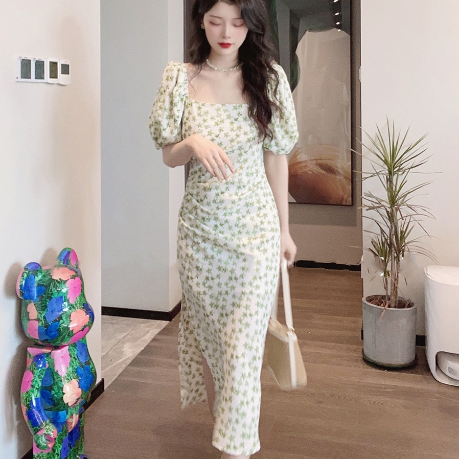 优雅法式方领修身碎花连衣裙