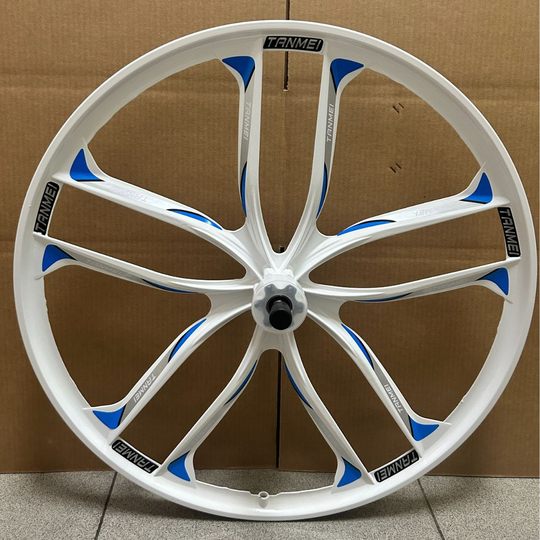 Mountain Bike Integrated Wheelset 20/24/ 26inch Bearing Disc Brake Variable Speed Magnesium Alloy Three-Blade Hub