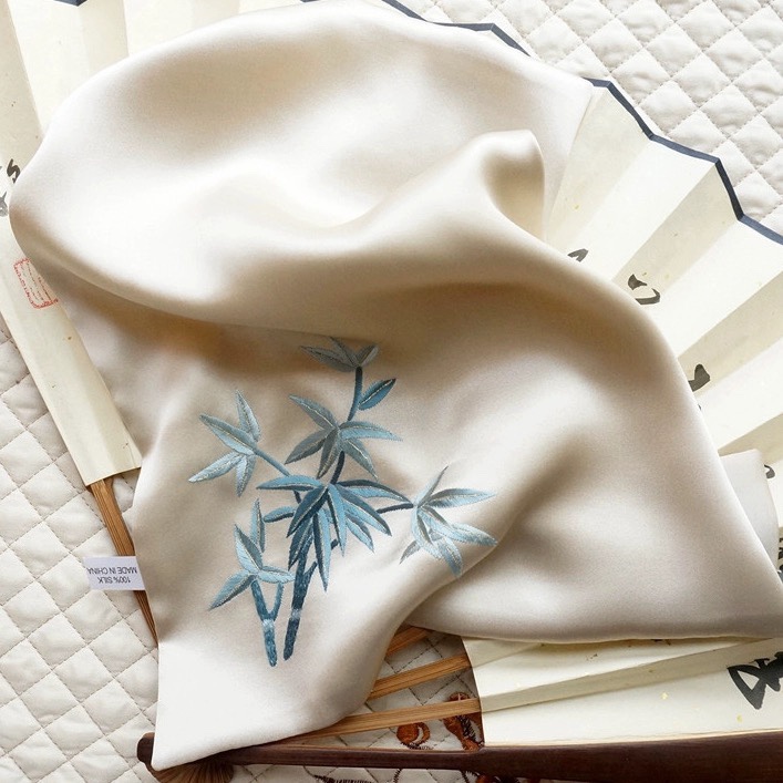 Su embroidered Pappa Chinese windy pure hand embroidered embroidered hand Pamelan Bamboo Chrysanthemum Series Men's Ancient Wind Handkera